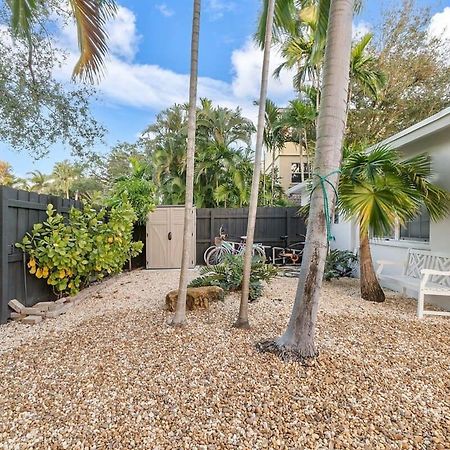 Walk To Las Olas Banyan Room Palm Paradise Inn フォート・ローダーデール エクステリア 写真