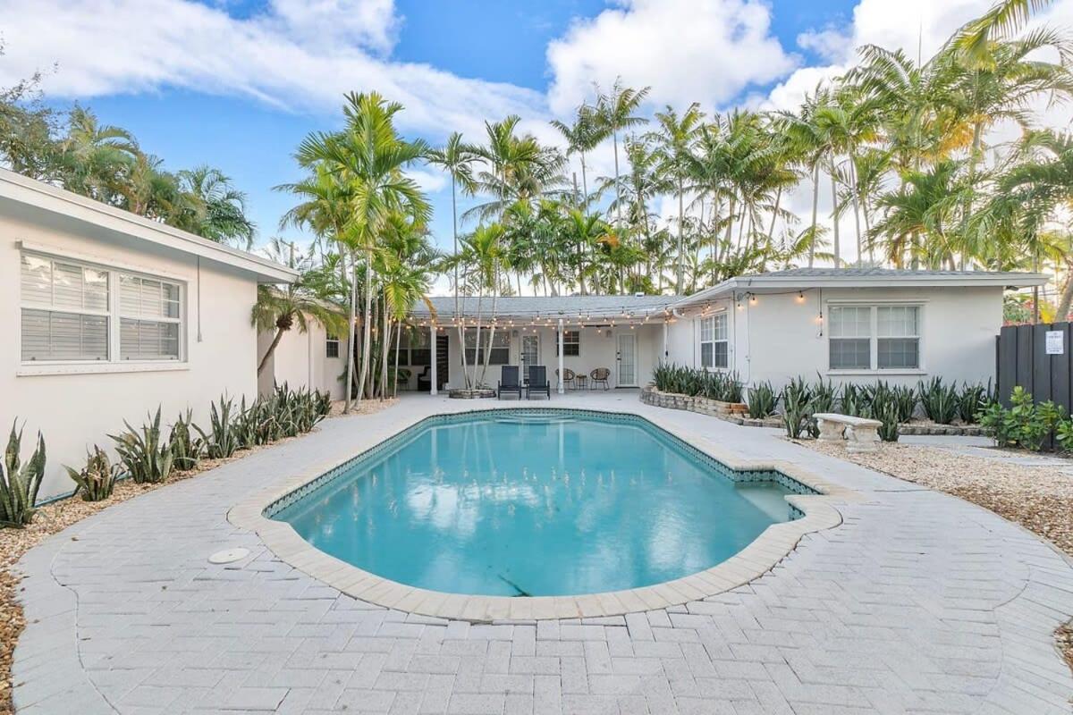 Walk To Las Olas Banyan Room Palm Paradise Inn フォート・ローダーデール エクステリア 写真
