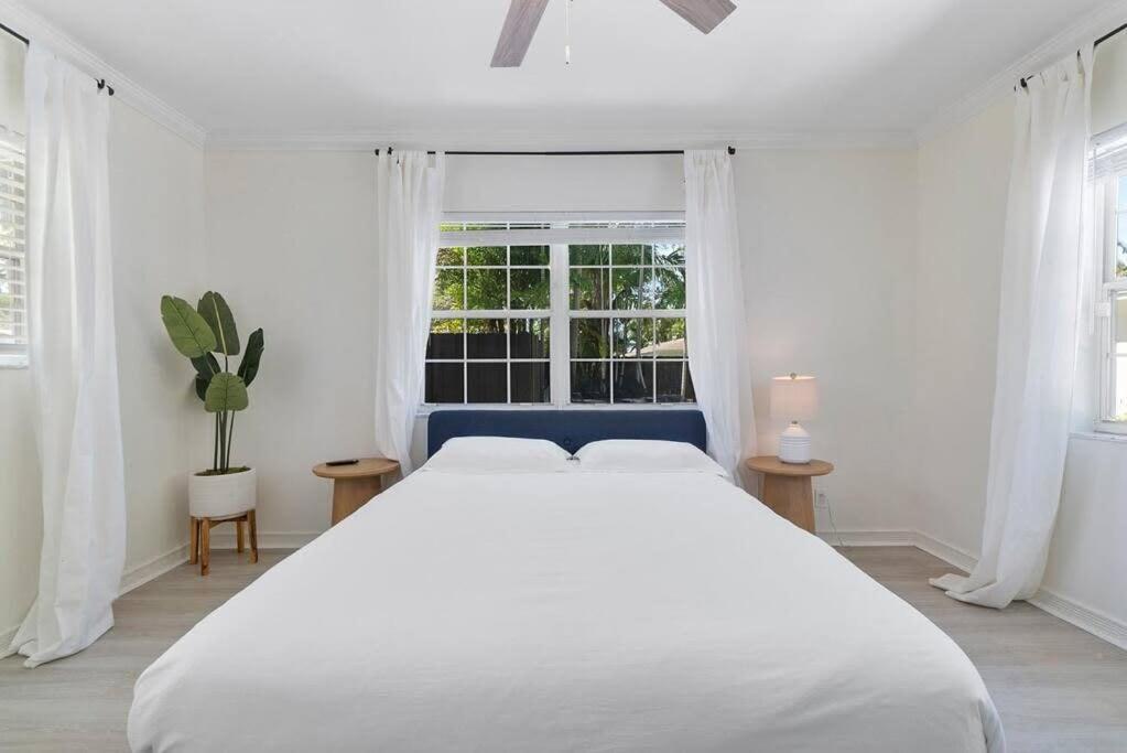 Walk To Las Olas Banyan Room Palm Paradise Inn フォート・ローダーデール エクステリア 写真