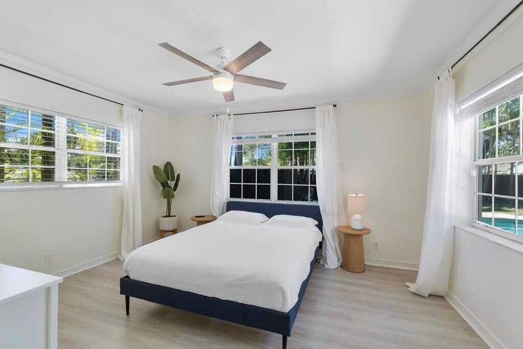 Walk To Las Olas Banyan Room Palm Paradise Inn フォート・ローダーデール エクステリア 写真