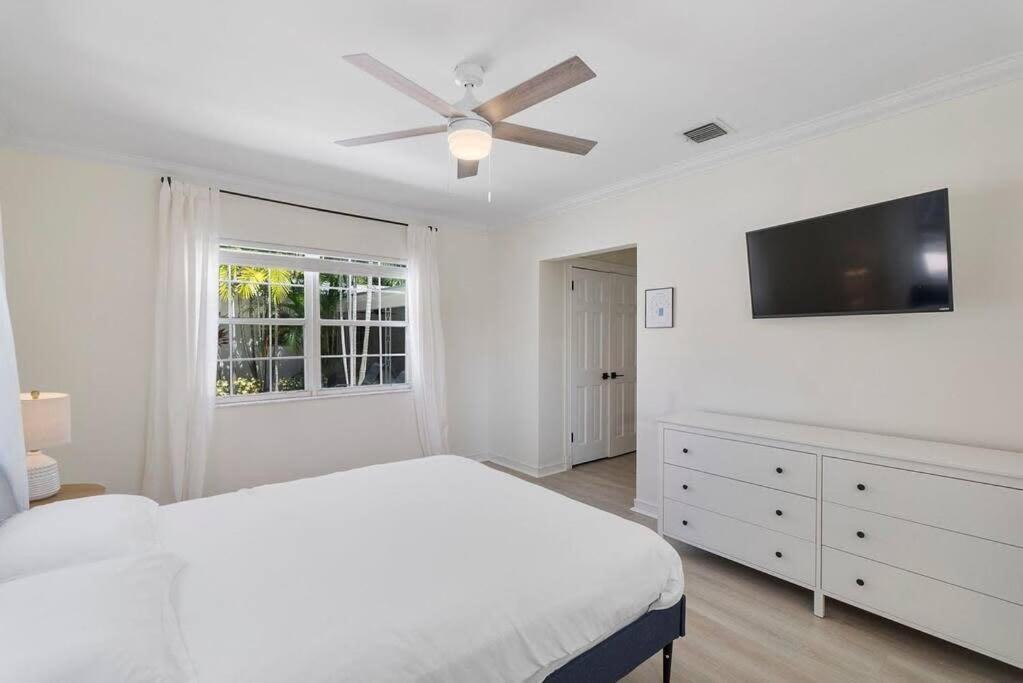 Walk To Las Olas Banyan Room Palm Paradise Inn フォート・ローダーデール エクステリア 写真