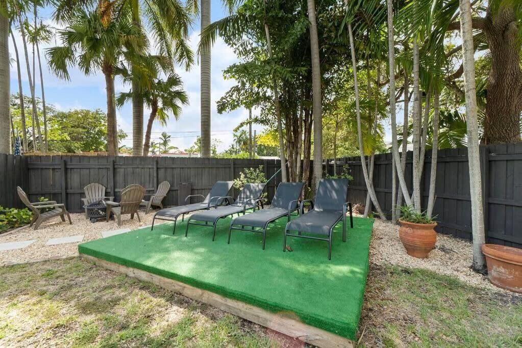Walk To Las Olas Banyan Room Palm Paradise Inn フォート・ローダーデール エクステリア 写真
